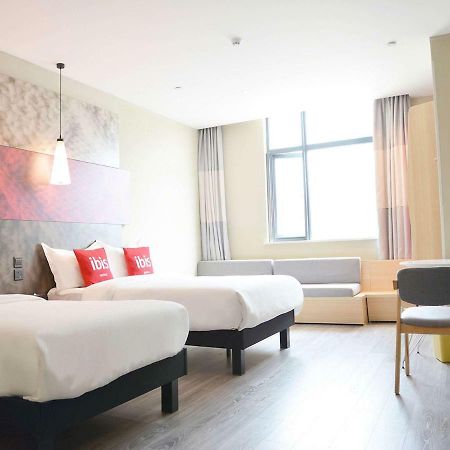 Ibis Nanjing Tianyin Avenue Hotell Exteriör bild
