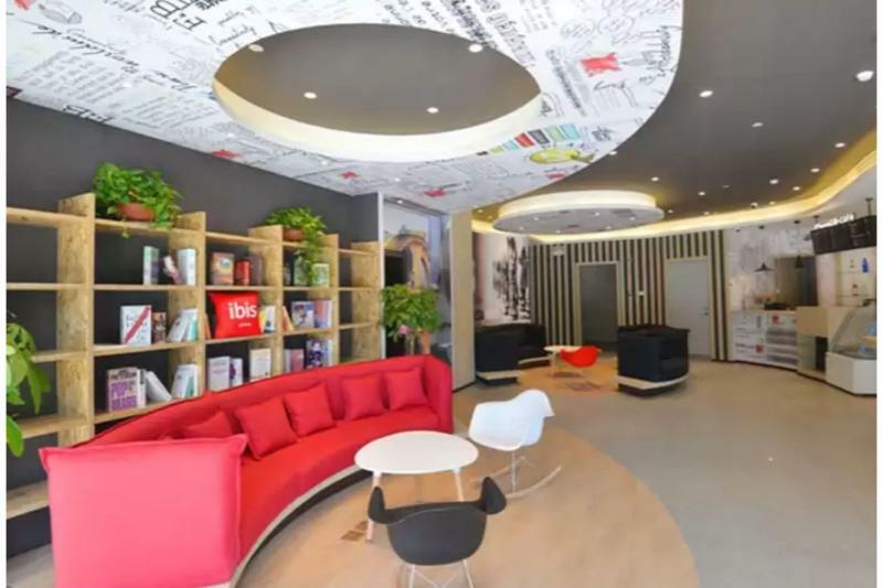 Ibis Nanjing Tianyin Avenue Hotell Exteriör bild